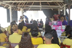 Conmemora Voluntariado de SEOP, Día Internacional de la Mujer con internas del CERESO de Chetumal